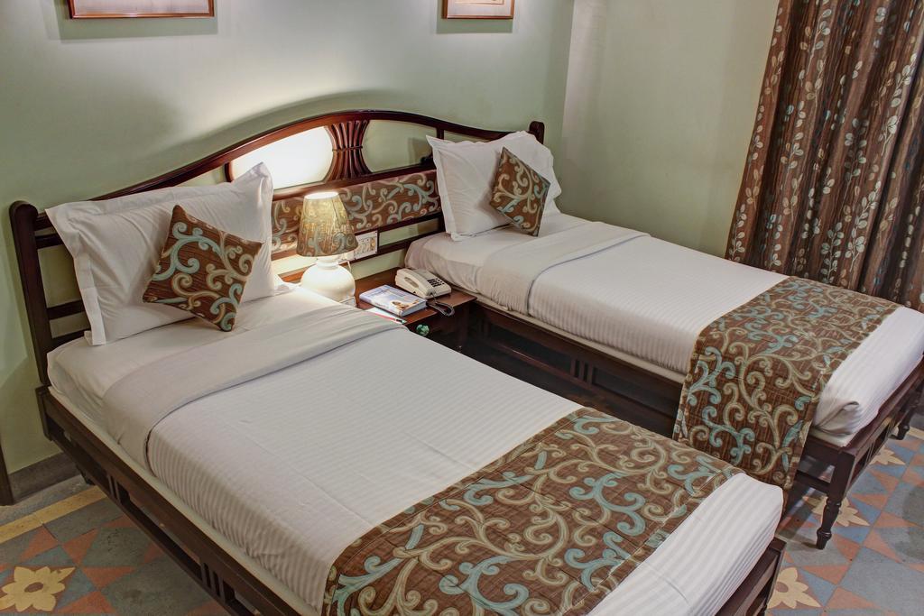 Palace On Ganges - Heritage Hotel Varanasi Ruang foto